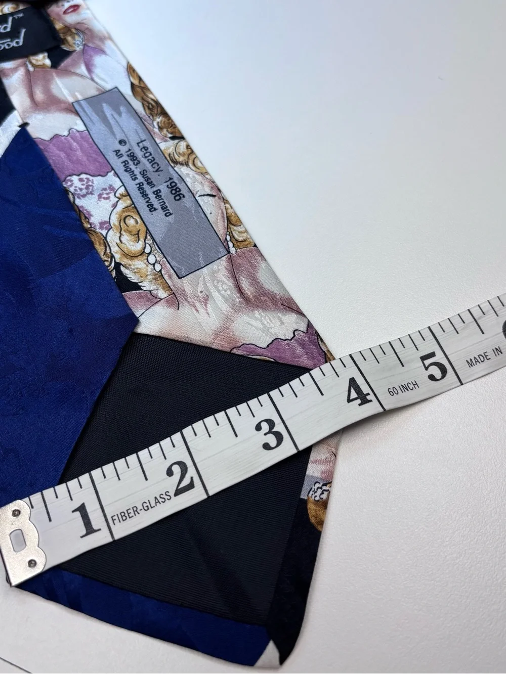Bernard of Hollywood Marilyn Monroe Portrait-Print Tie in Navy & Pink NWOT Glam